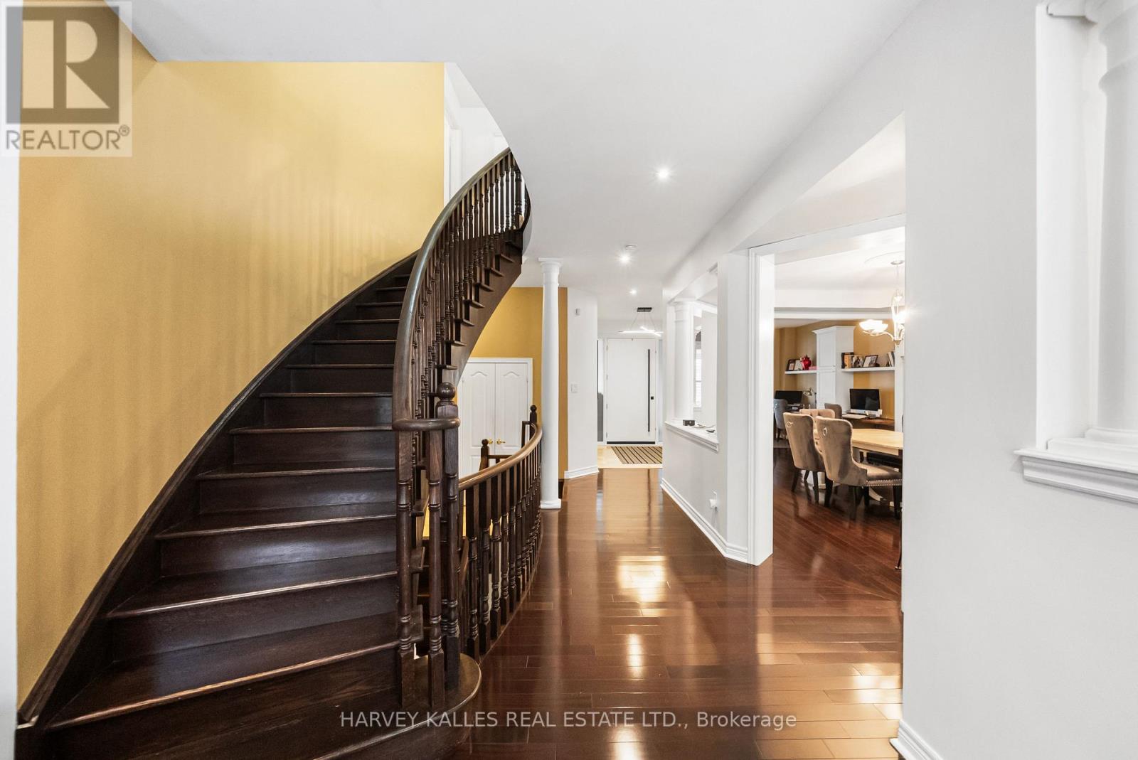 86 ROCKLAND CRESCENT - 21