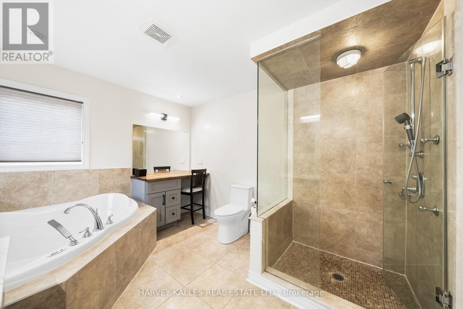 86 ROCKLAND CRESCENT - 25