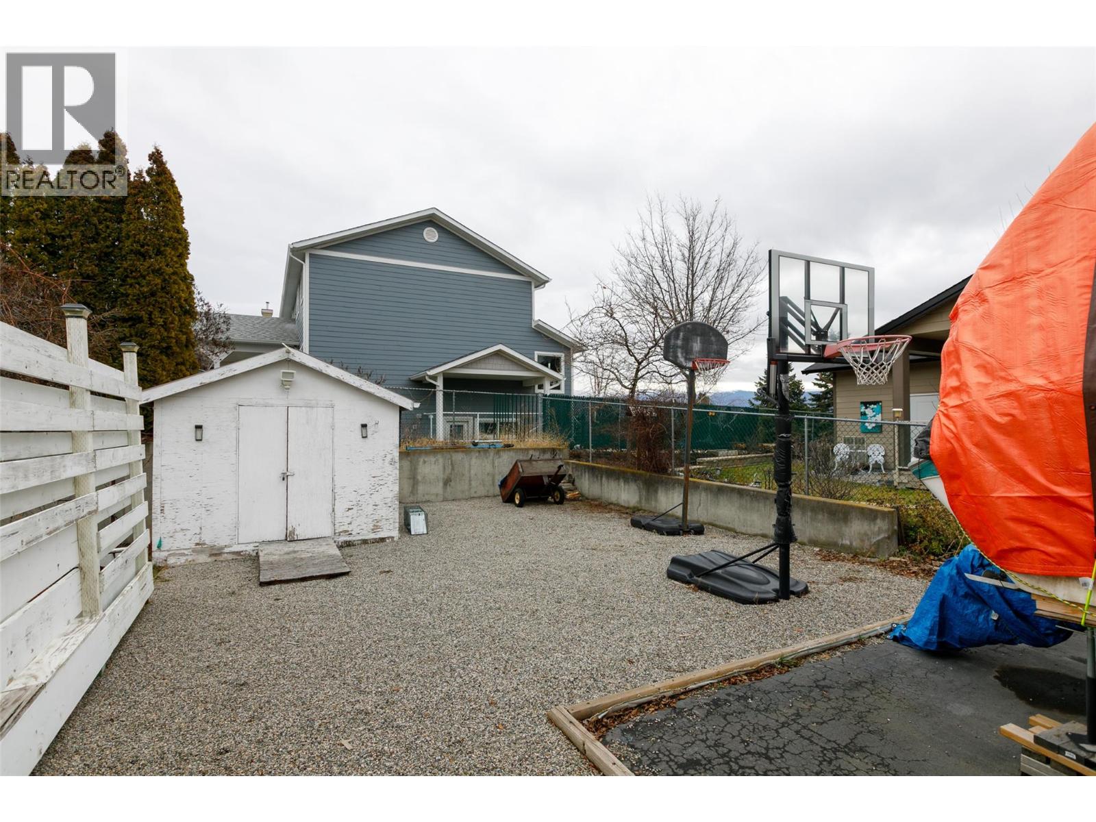  2611 Guidi Road, West Kelowna