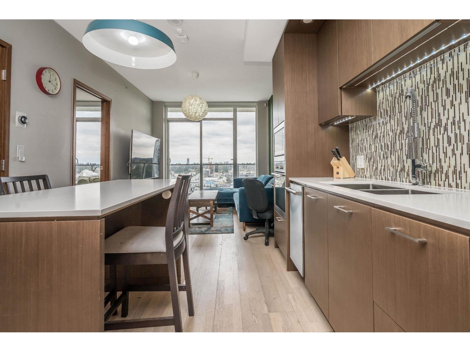 1804 13495 CENTRAL AVENUE, Surrey