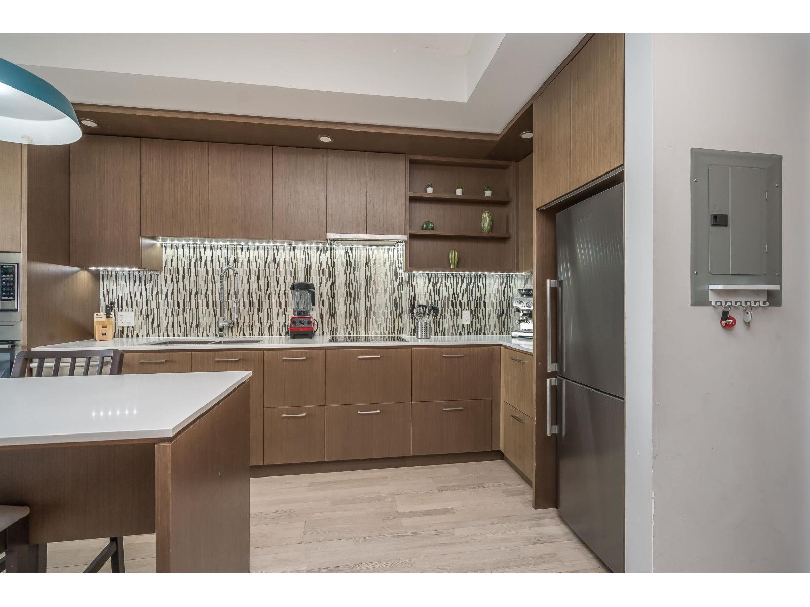 1804 13495 CENTRAL AVENUE, Surrey