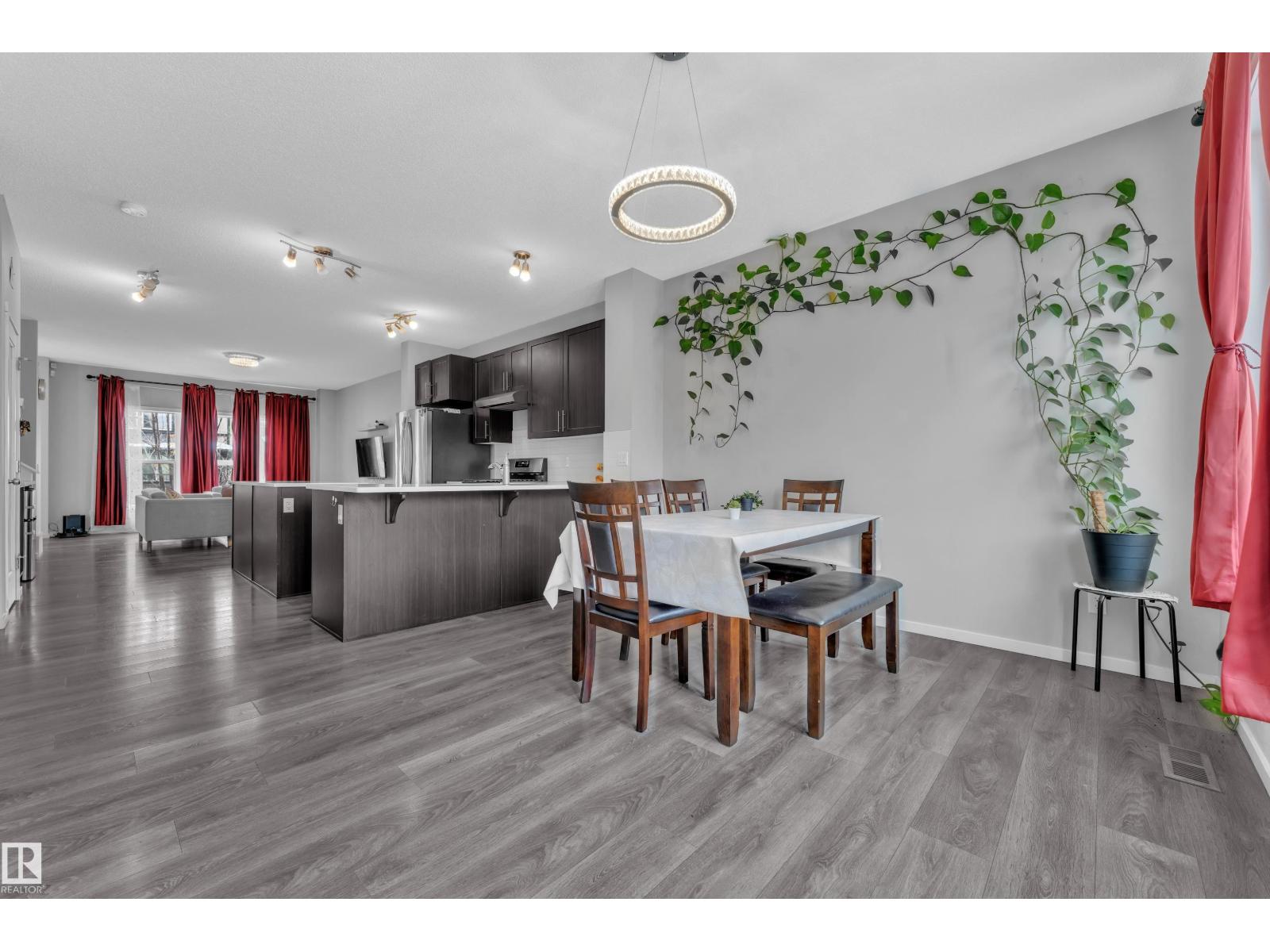 2611 PRICE CM SW, Edmonton