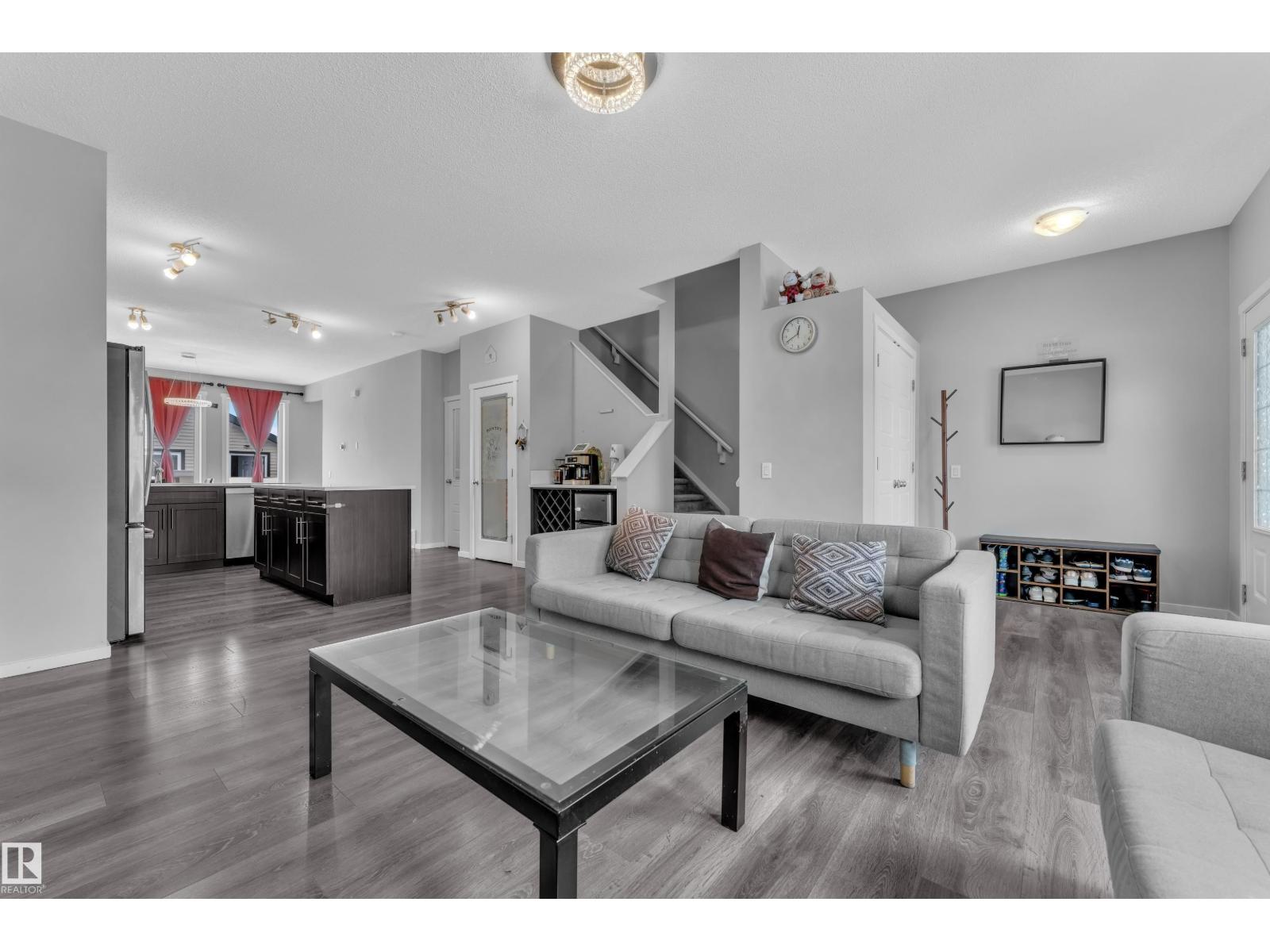 2611 PRICE CM SW, Edmonton