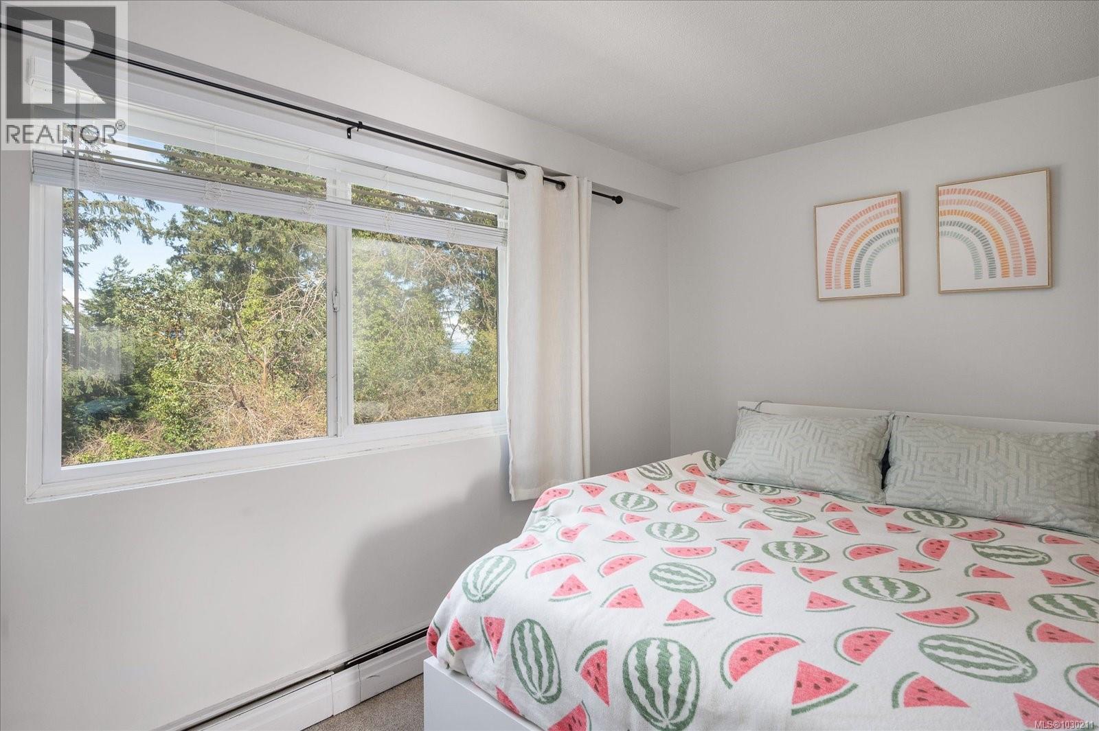 2554 HIGHLAND BLVD - 17