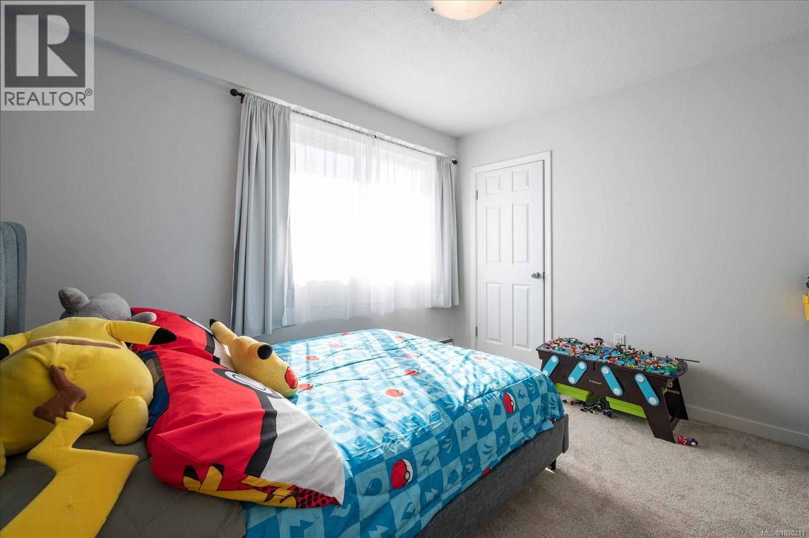 2554 HIGHLAND BLVD - 19