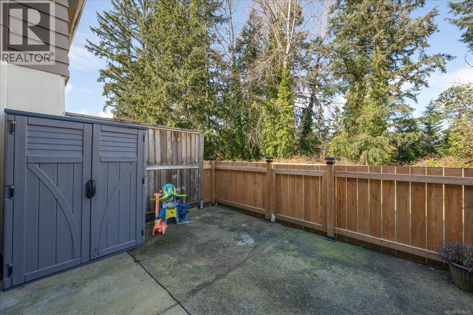 2554 HIGHLAND BLVD - 22