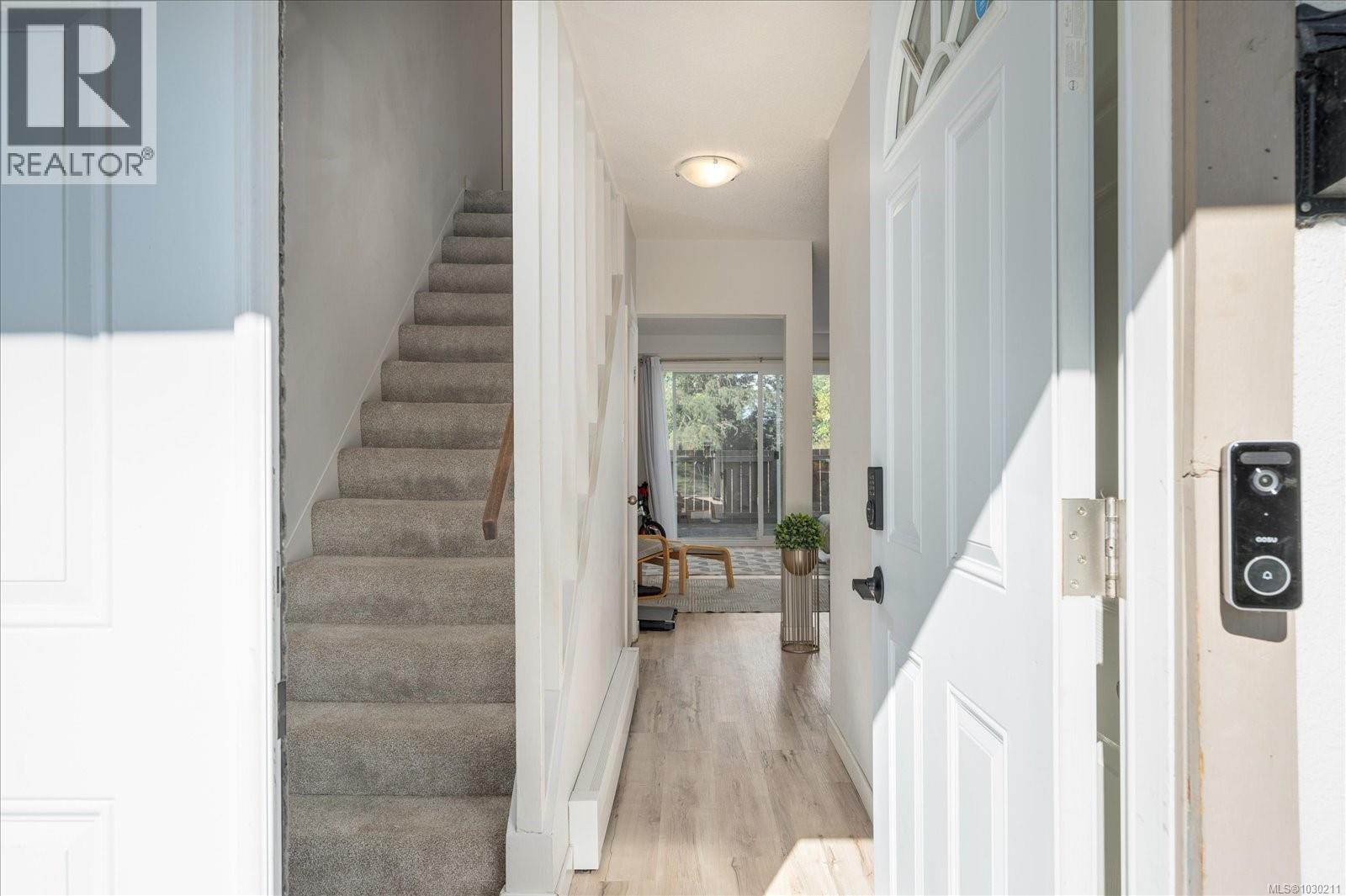 2554 HIGHLAND BLVD - 4