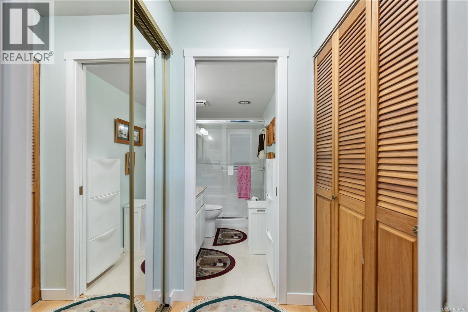 118 10459 Resthaven Drive, Sidney