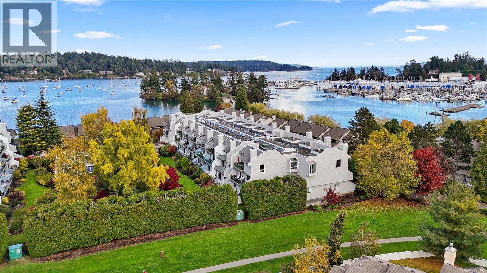 118 10459 Resthaven Drive, Sidney