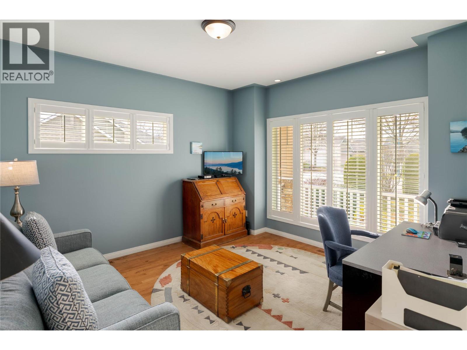 #215 665 Cook Road - 13