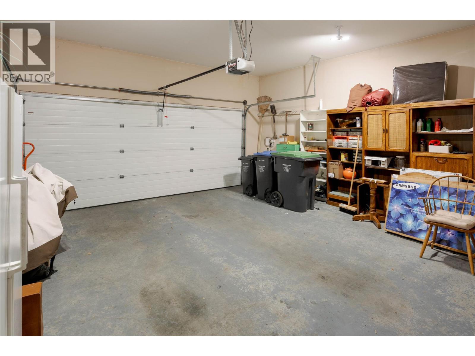 #215 665 Cook Road - 20