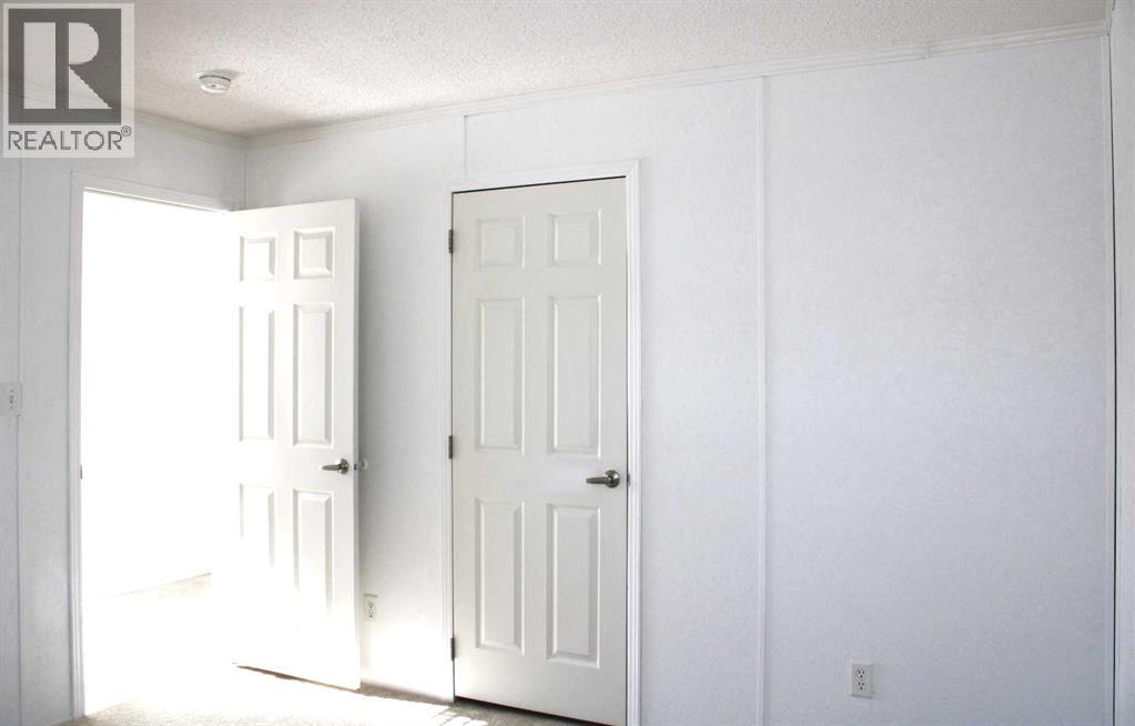 
          20 Noblefern Way
            <br/>
            <span>Sundre</span>
            , 
            <span>AB</span>
             <span>T0M1X0</span>
         - Photo 23