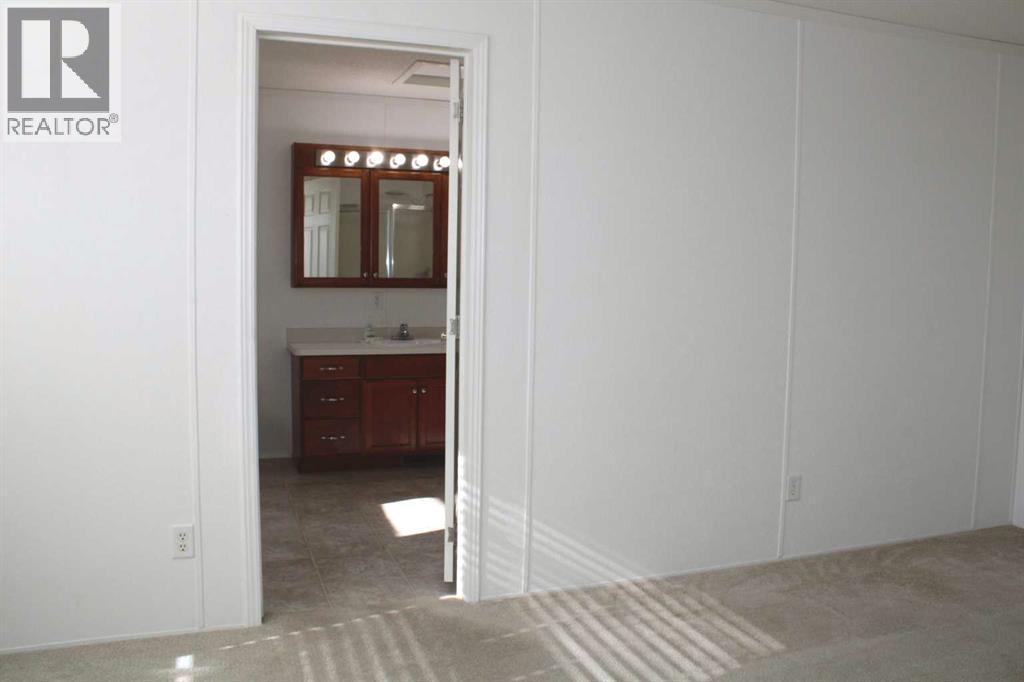 
          20 Noblefern Way
            <br/>
            <span>Sundre</span>
            , 
            <span>AB</span>
             <span>T0M1X0</span>
         - Photo 6