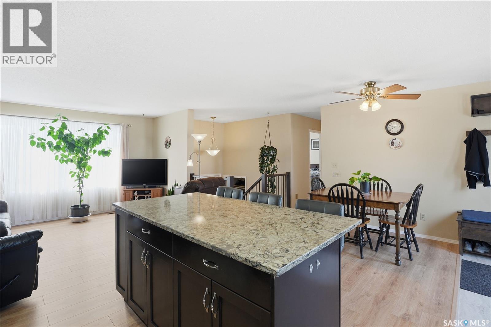 425 5TH STREET S - 9