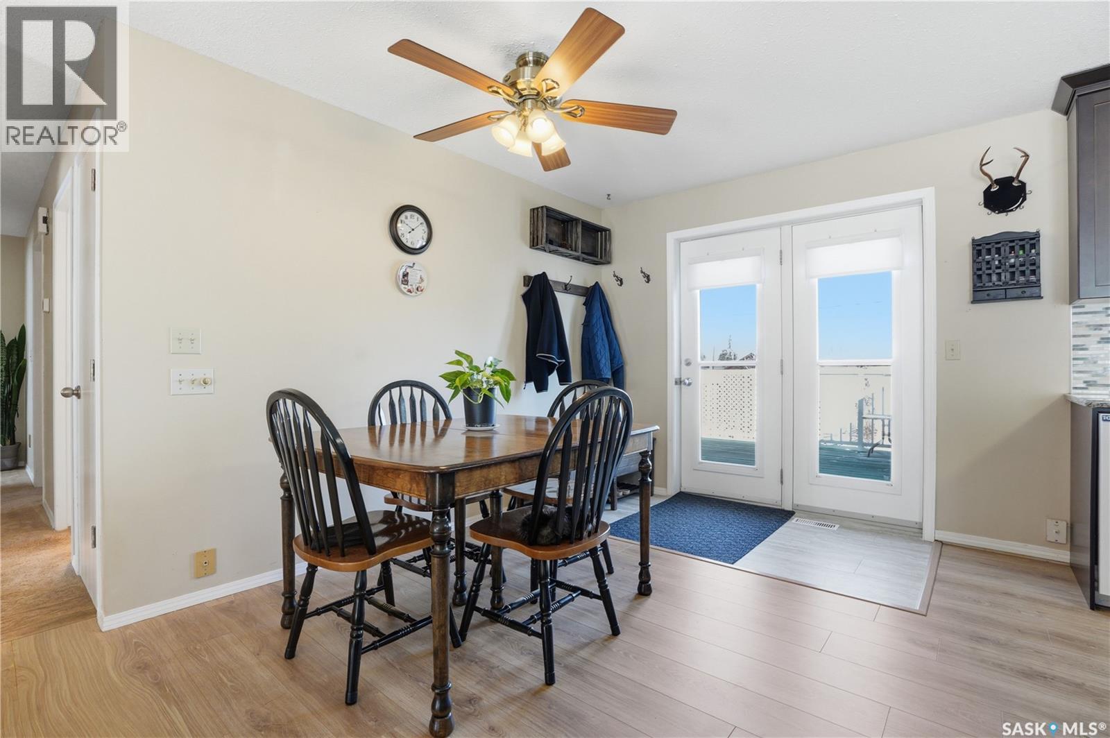 425 5TH STREET S - 12