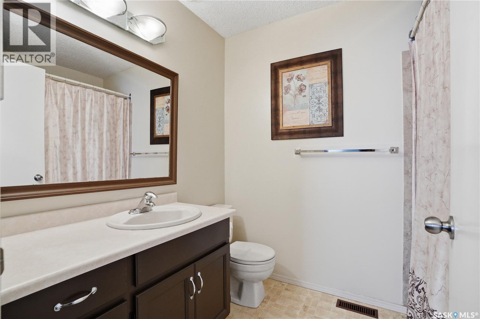 425 5TH STREET S - 23