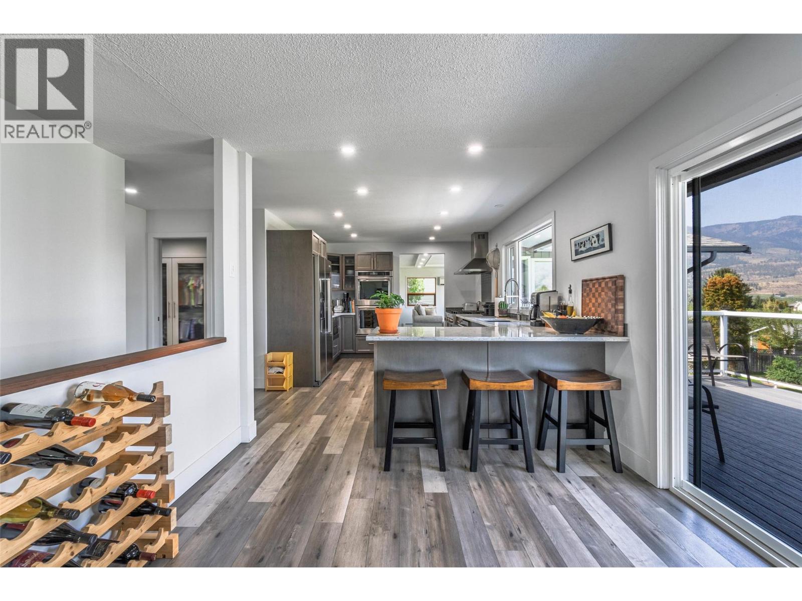 5622 Yarrow Street, Oliver