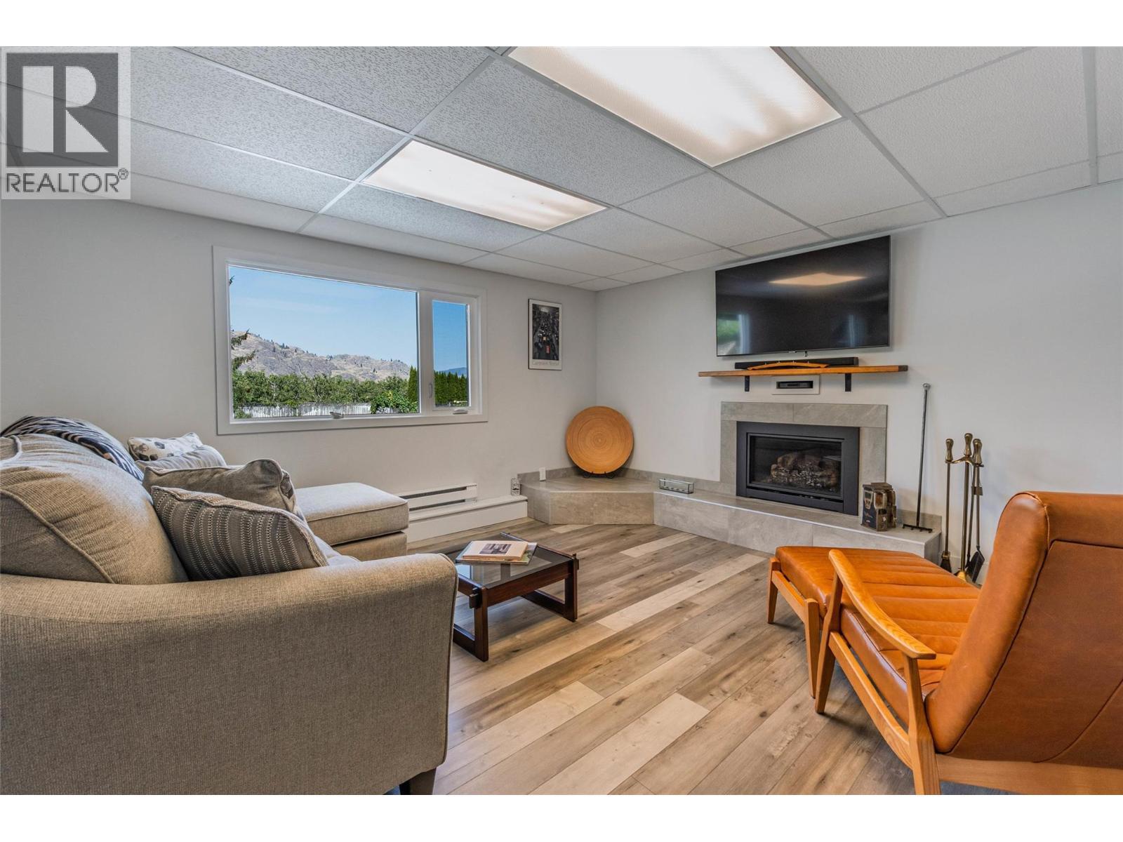 5622 Yarrow Street, Oliver