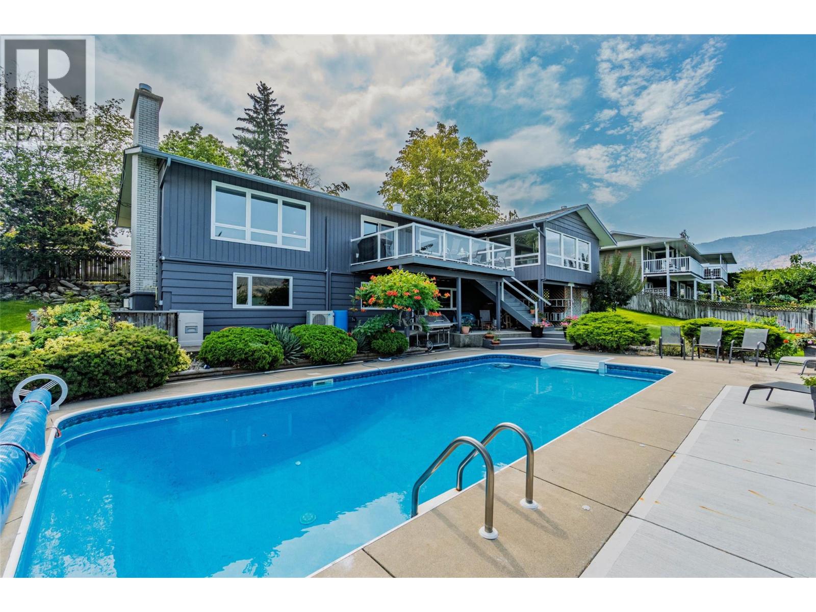 5622 Yarrow Street, Oliver