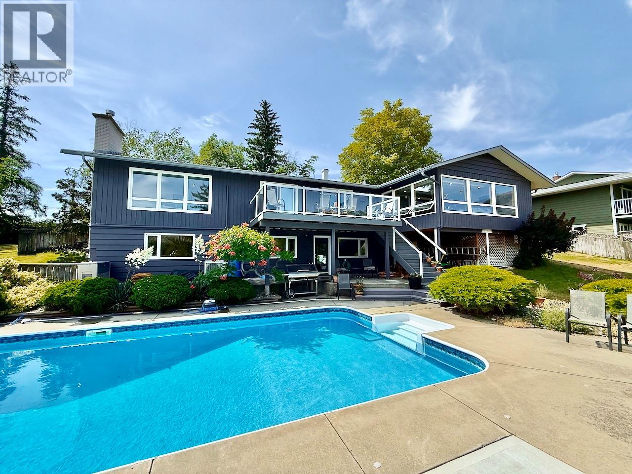 5622 Yarrow Street, Oliver