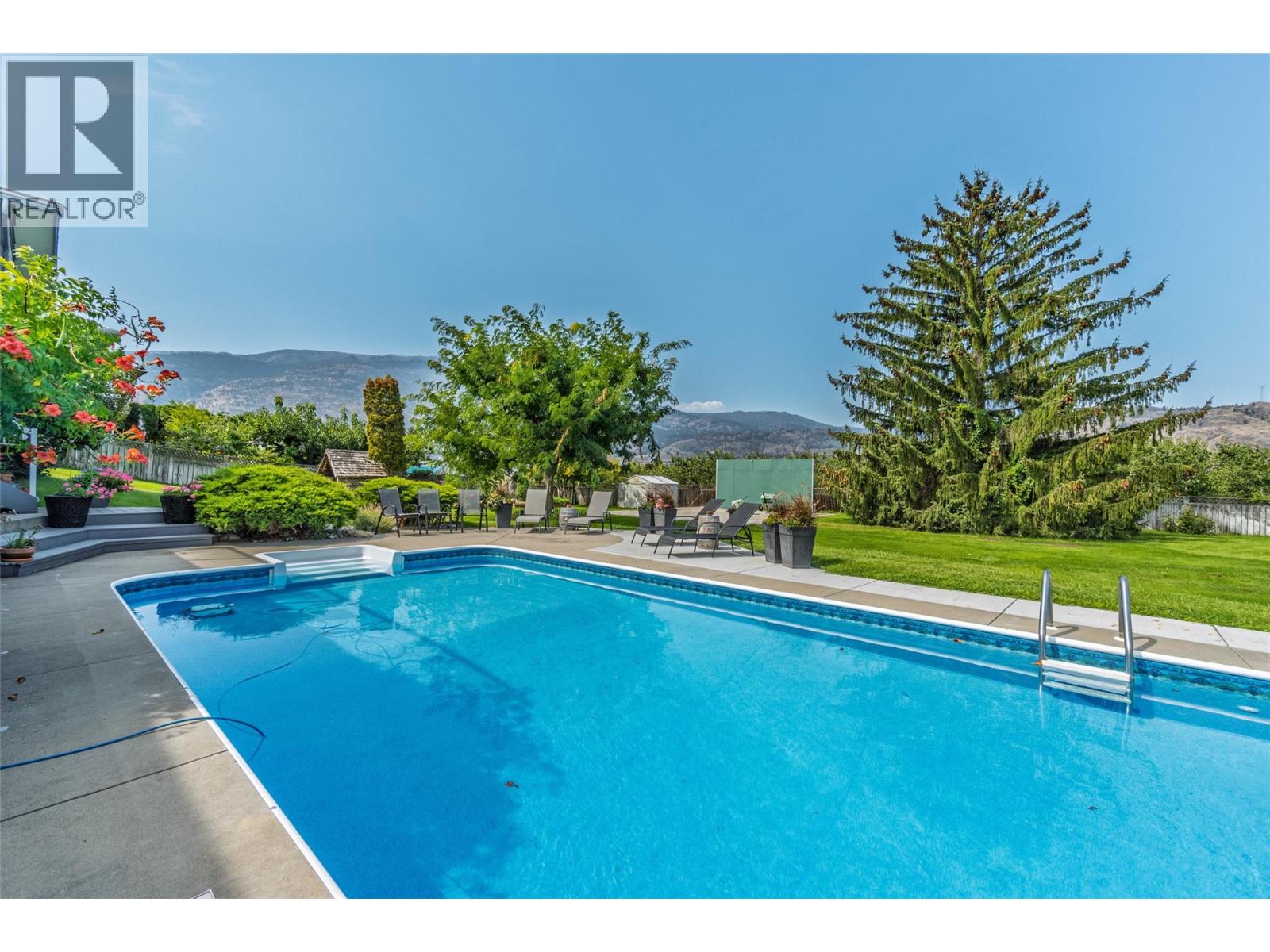 5622 Yarrow Street, Oliver