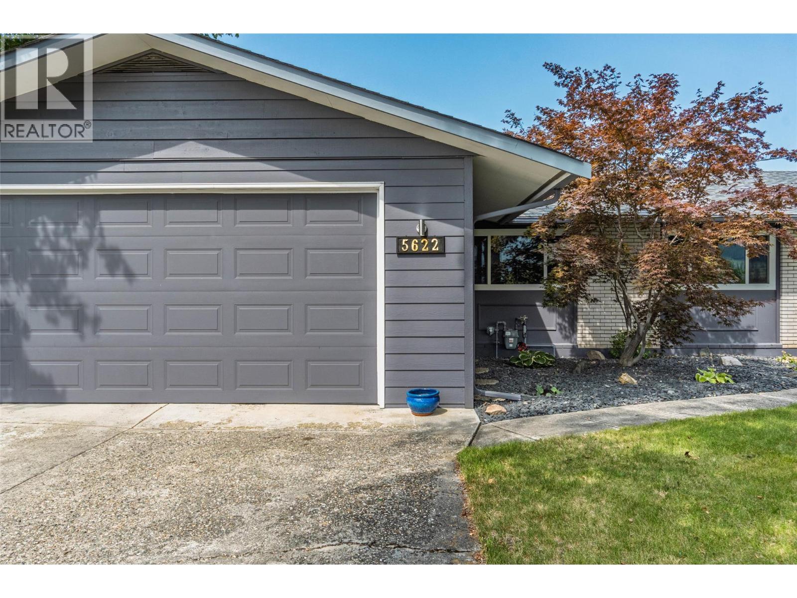 5622 Yarrow Street, Oliver