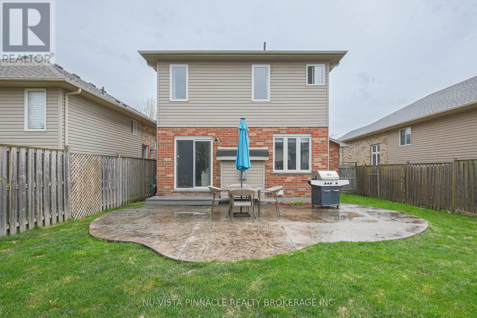 1908 CORONATION DRIVE - 6