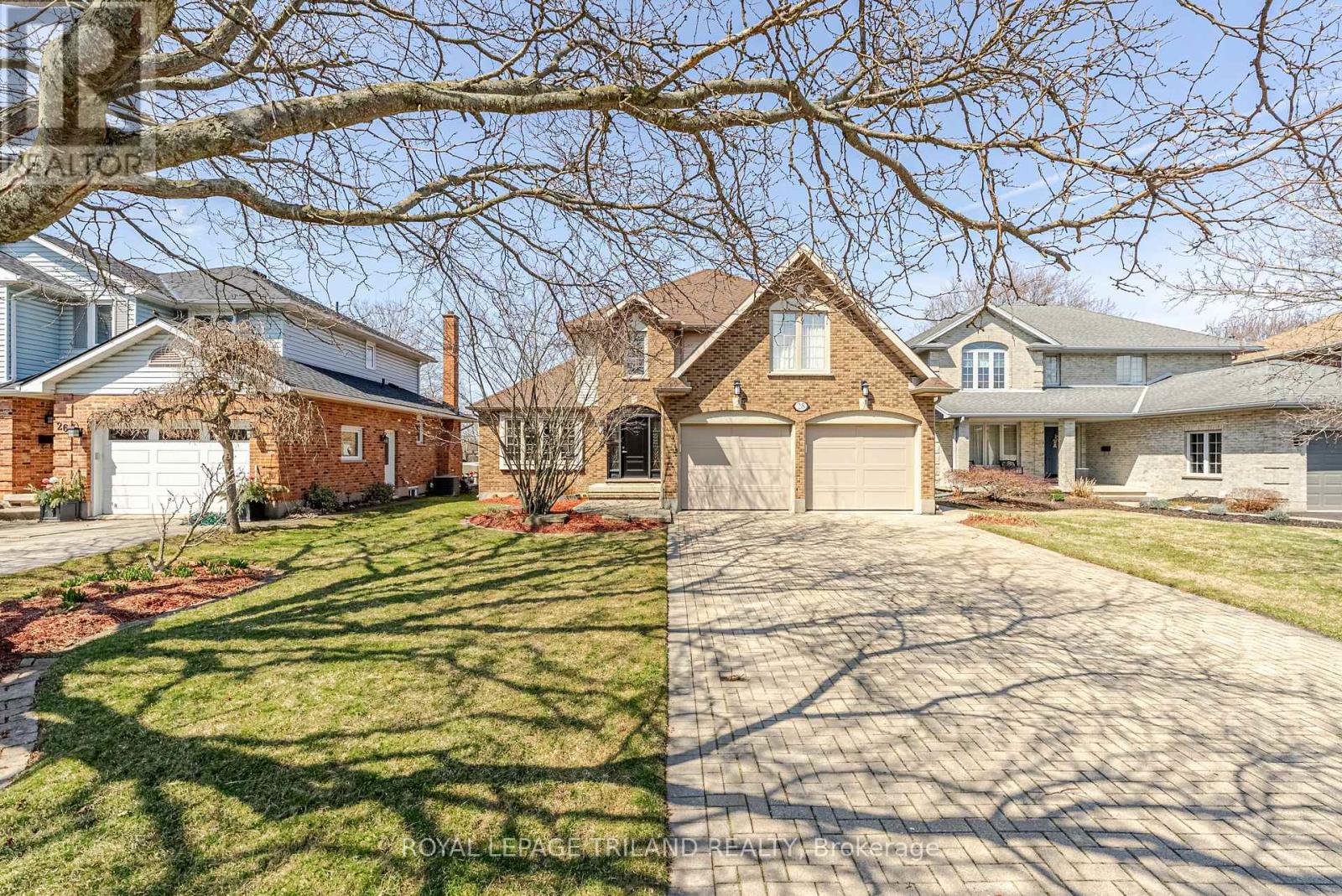 28 SINCLAIR CRESCENT