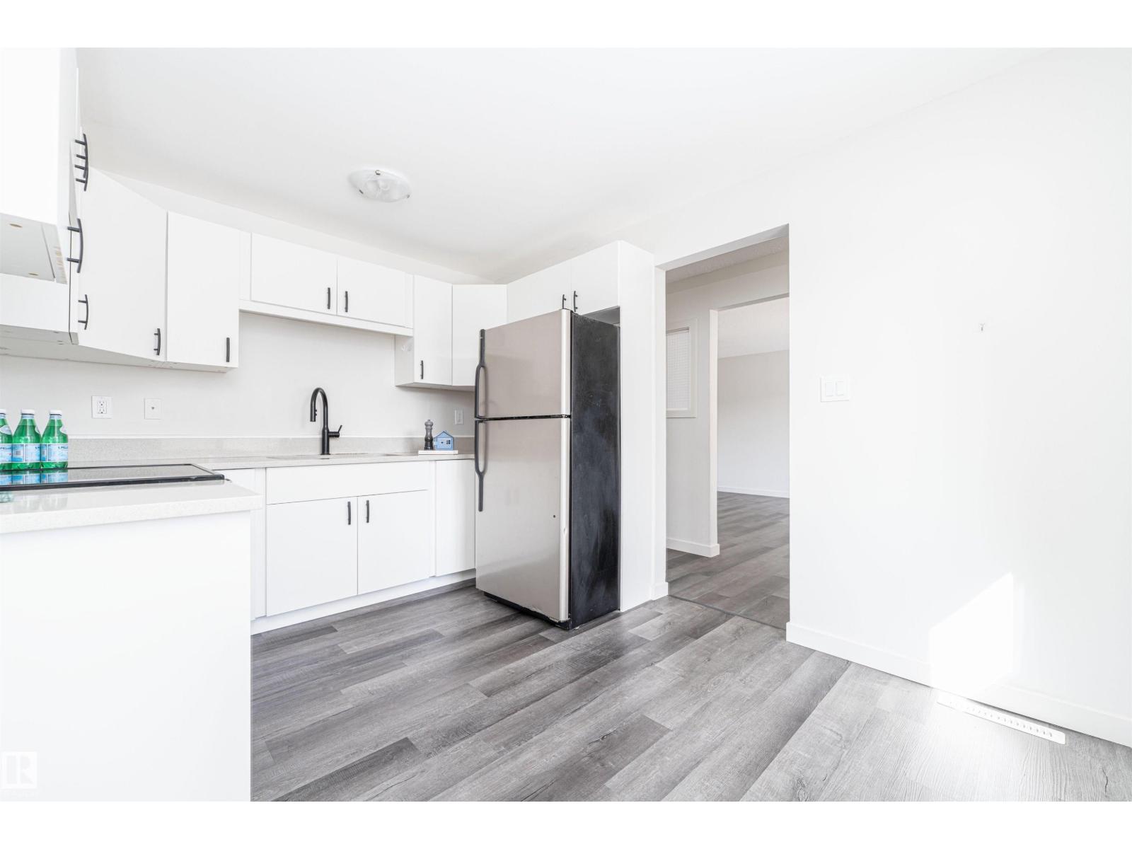 129 Londonderry SQ NW, Edmonton