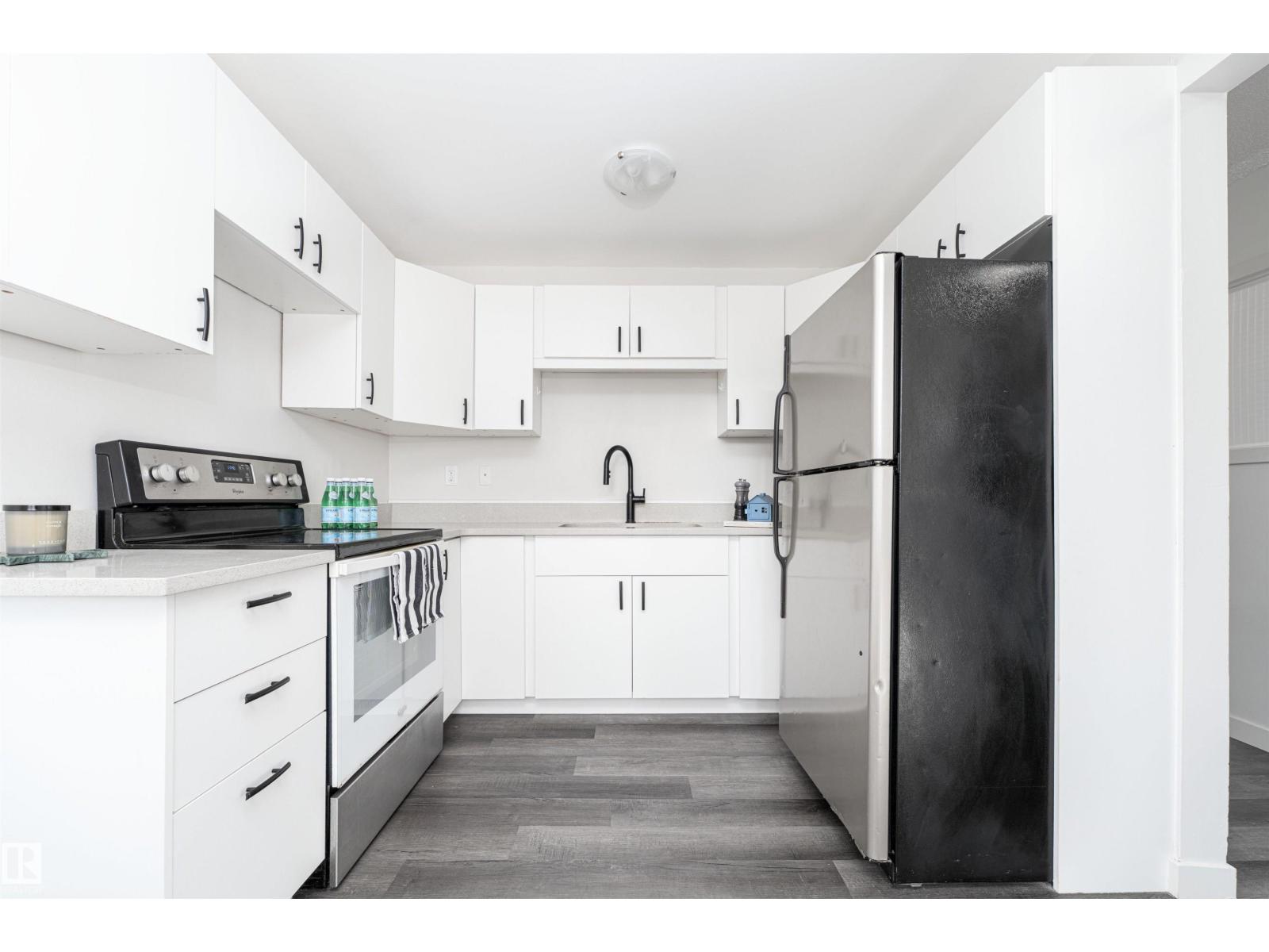 129 Londonderry SQ NW, Edmonton