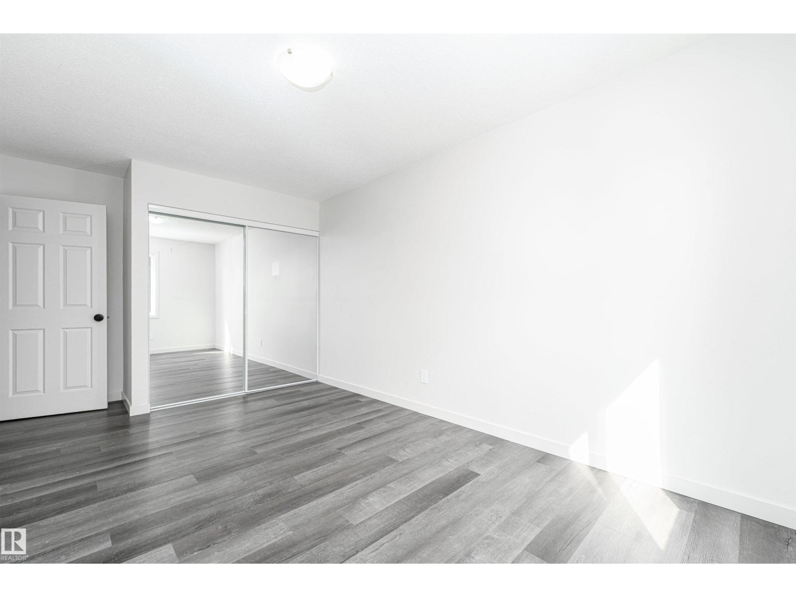 129 Londonderry SQ NW, Edmonton