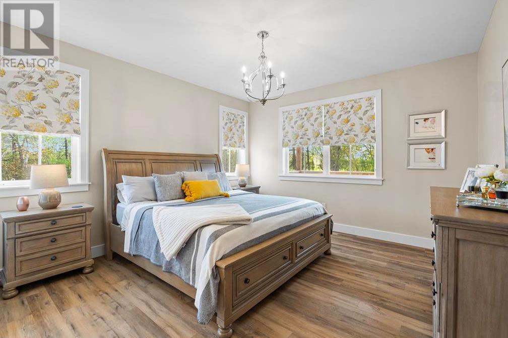 64 CAMERON ROAD - 17