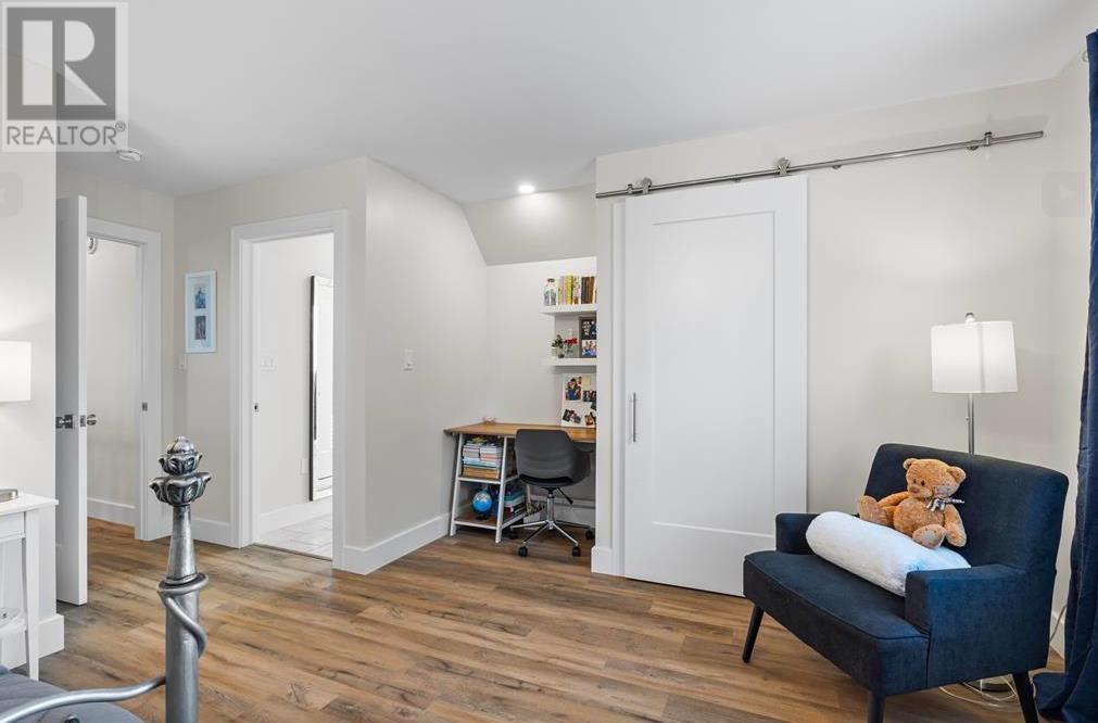 64 CAMERON ROAD - 23