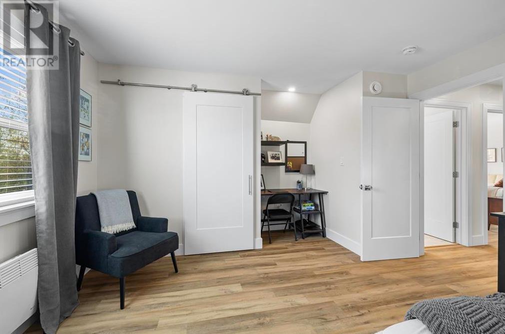 64 CAMERON ROAD - 26