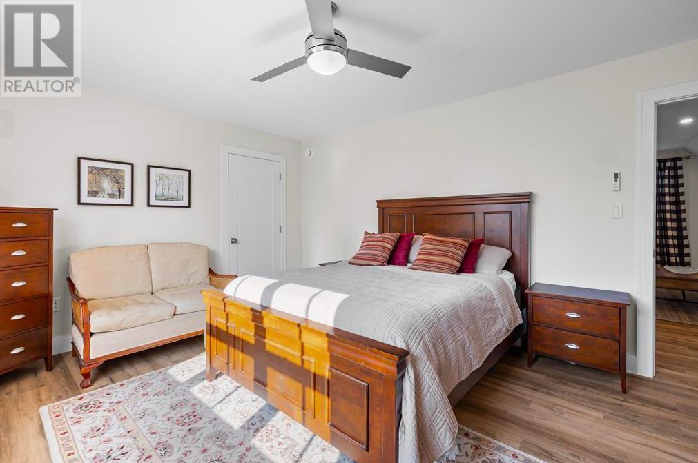 64 CAMERON ROAD - 28