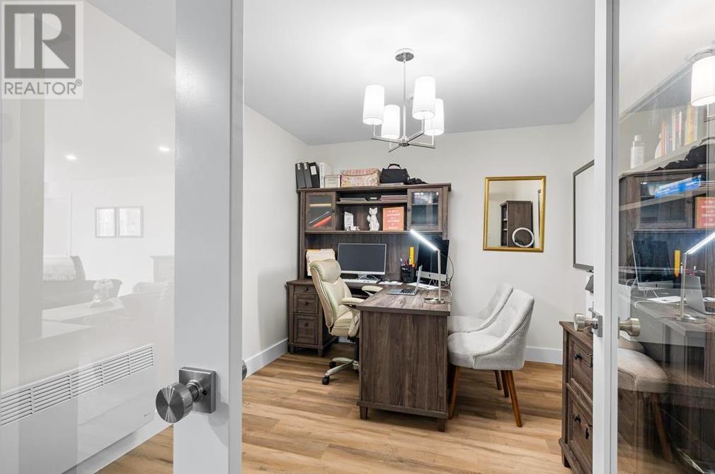 64 CAMERON ROAD - 32