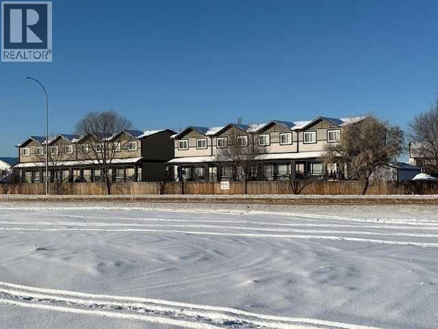 8 ANDERSON CLOSE - Image 3