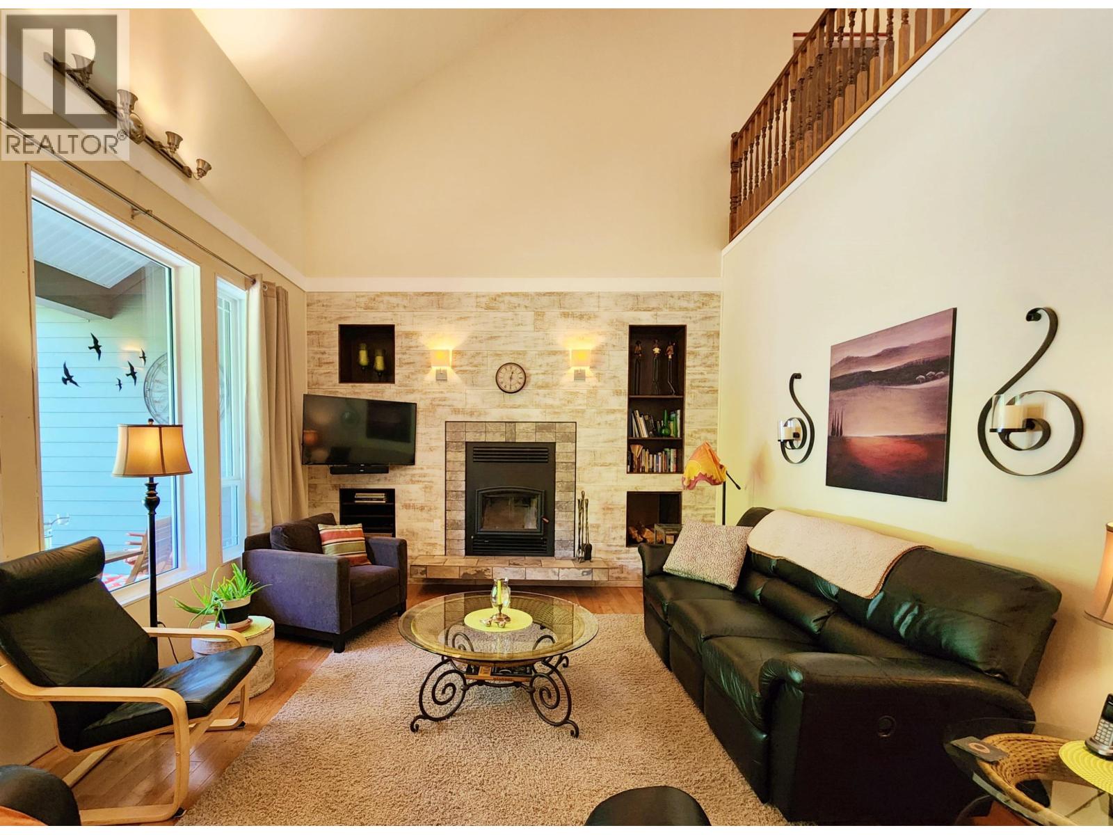 4762 CAROLYN ROAD, Quesnel