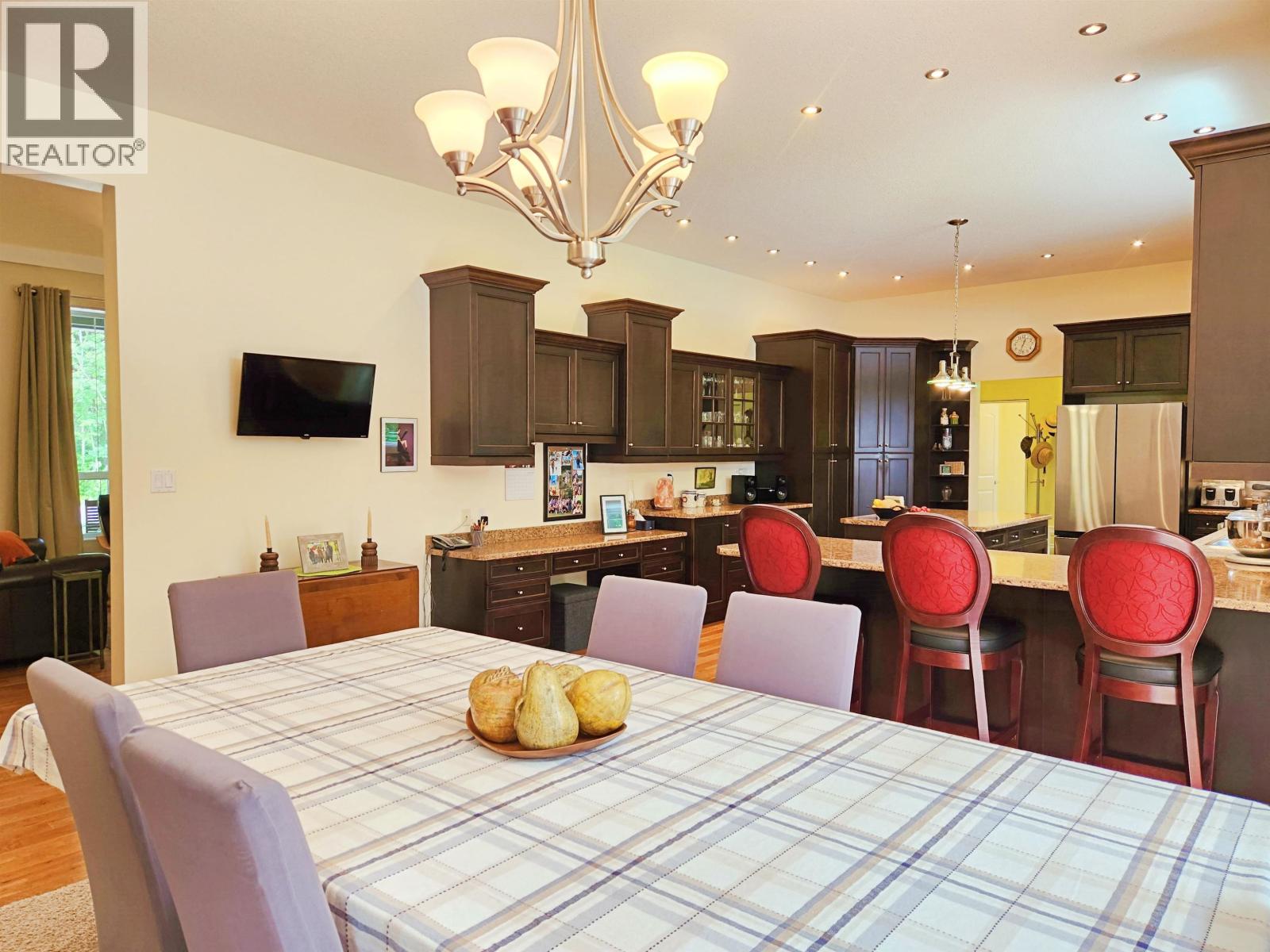 4762 CAROLYN ROAD, Quesnel