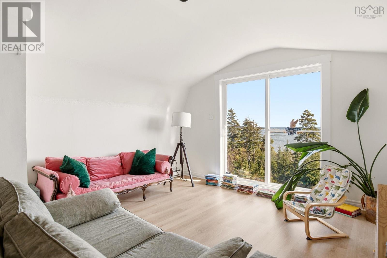 Property 13 of 41 of 24 Saddle Island Road