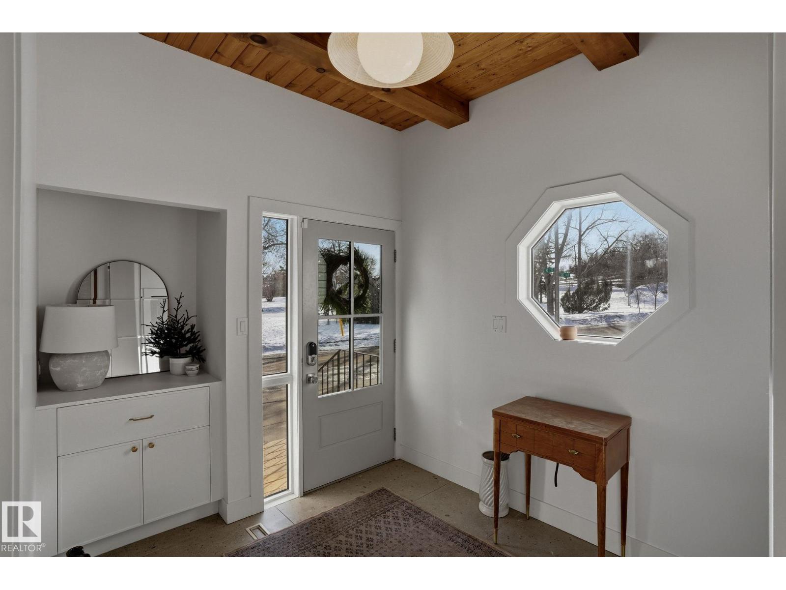 9228 100 AV NW, Edmonton