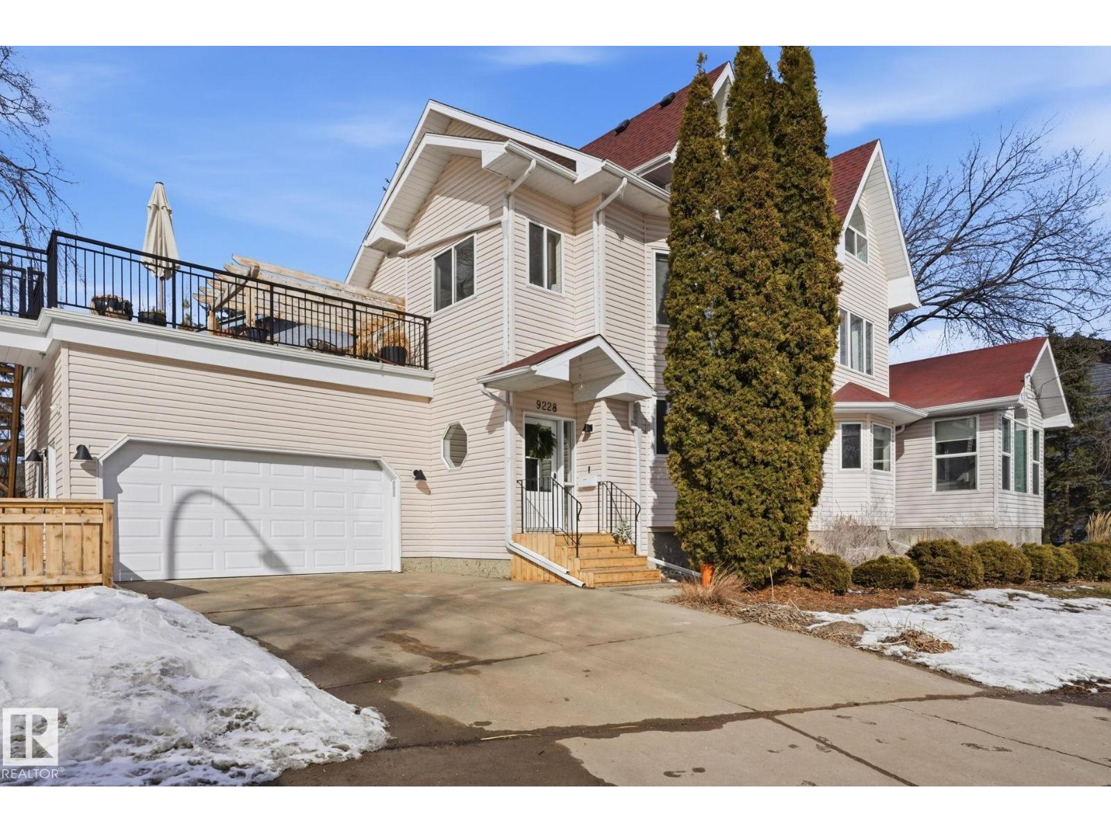 9228 100 AV NW, Edmonton