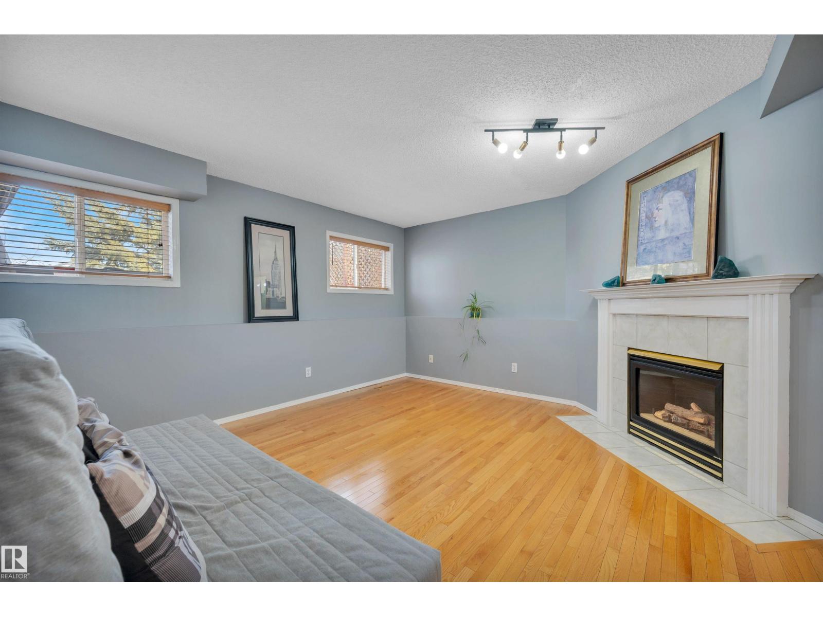 212 REGENCY DR, Sherwood Park