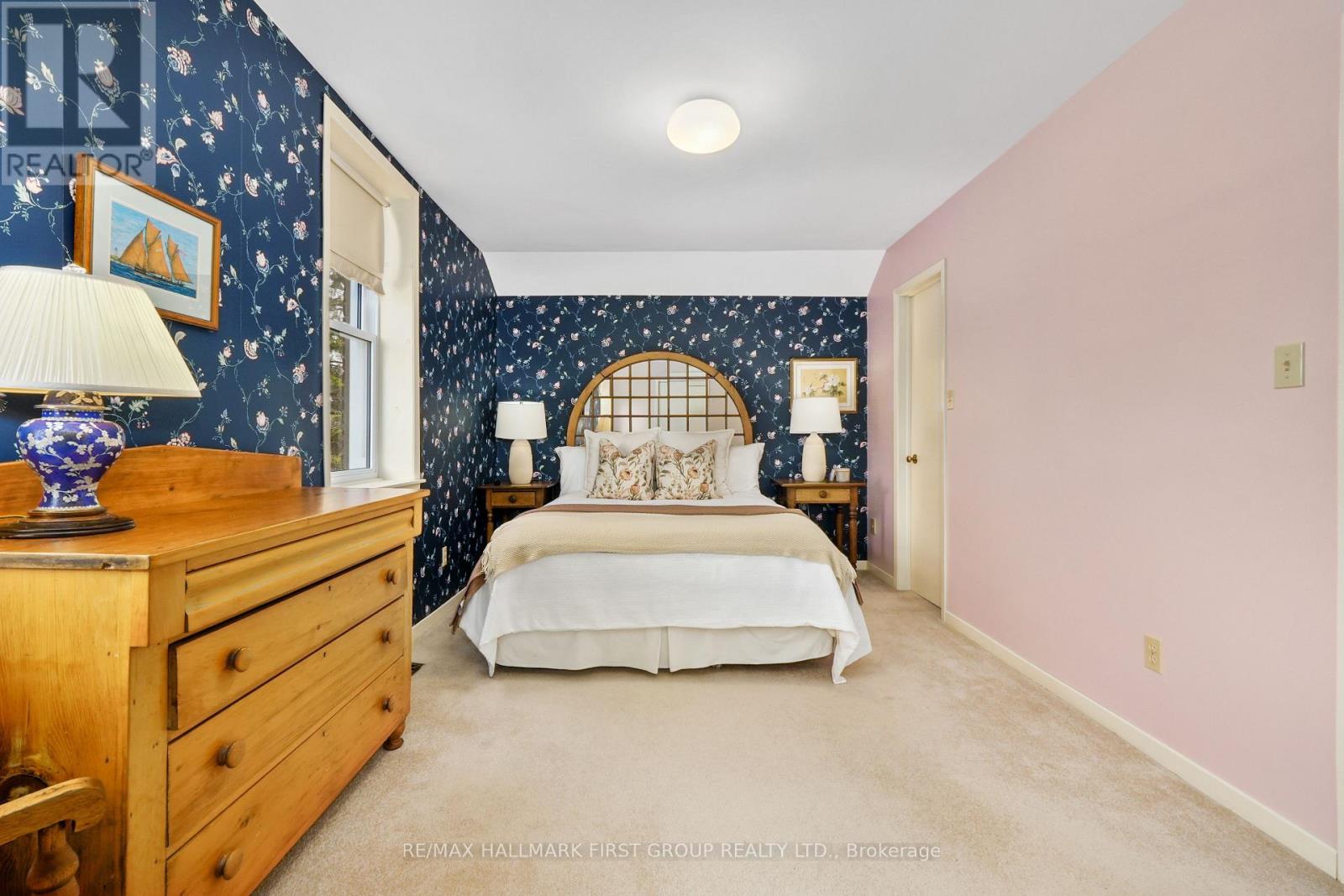 20 KENSINGTON AVENUE - 24