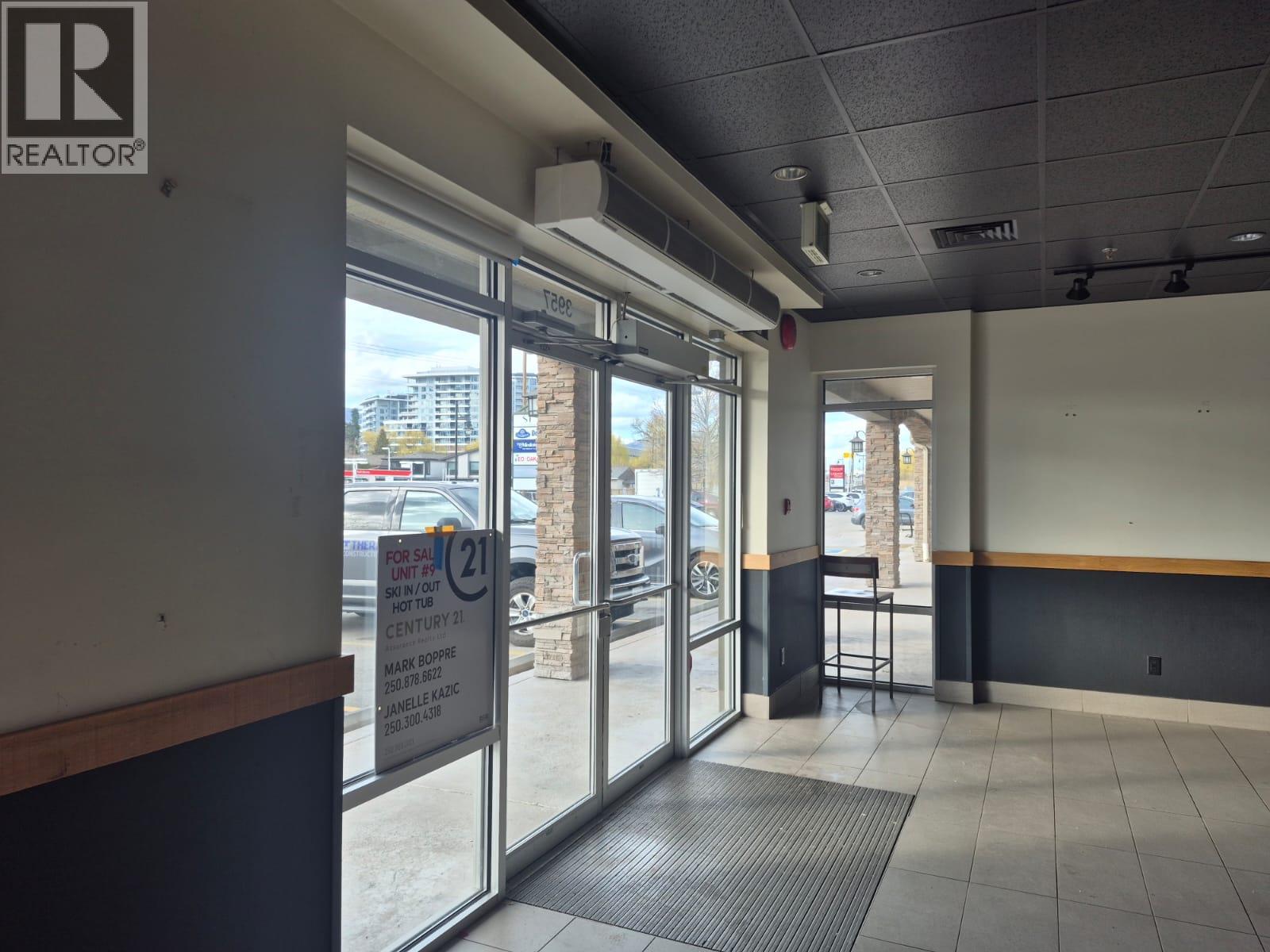 3957 Lakeshore Road Unit# 101, Kelowna