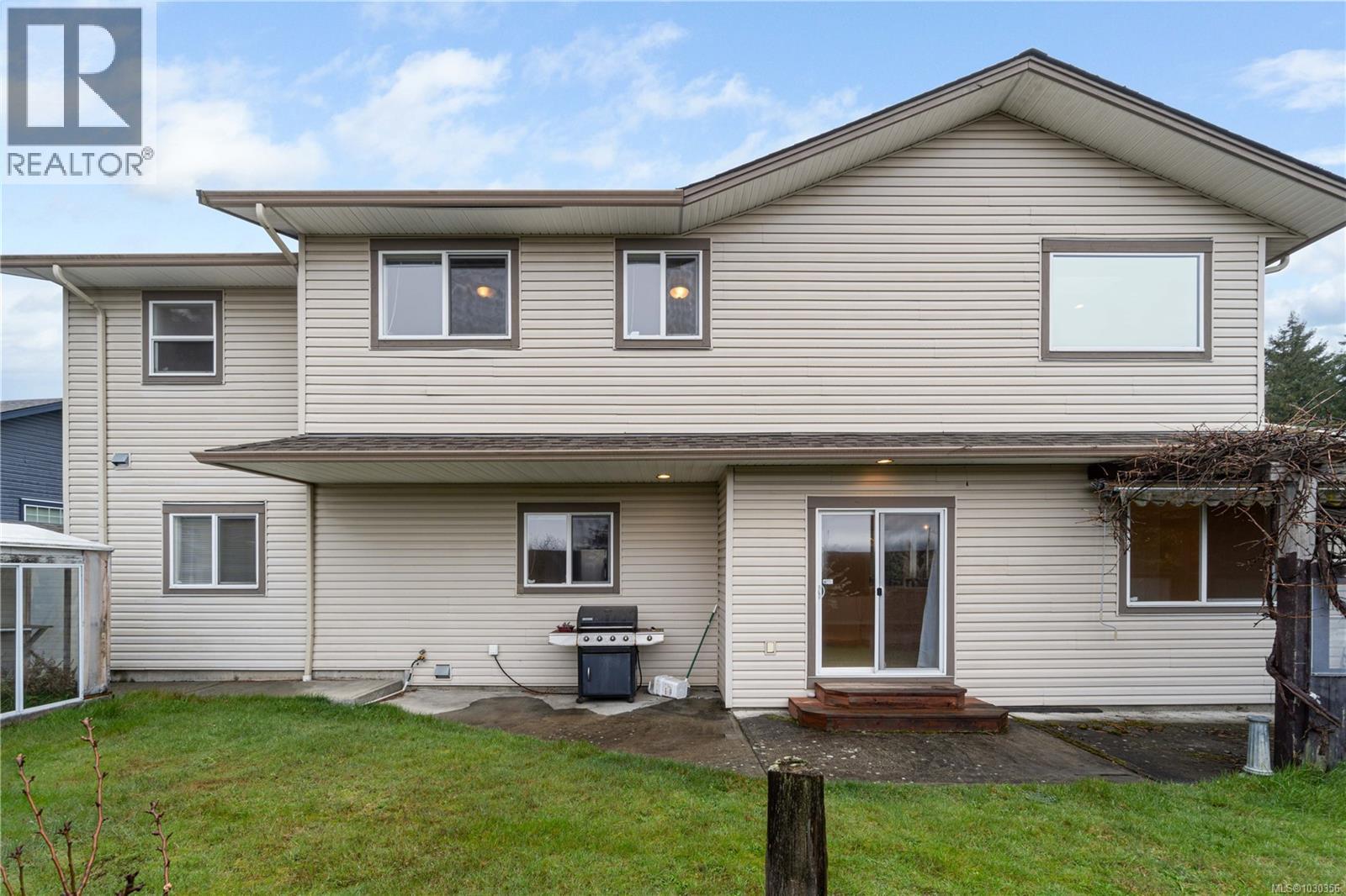 6183 DENNIE LANE - 35