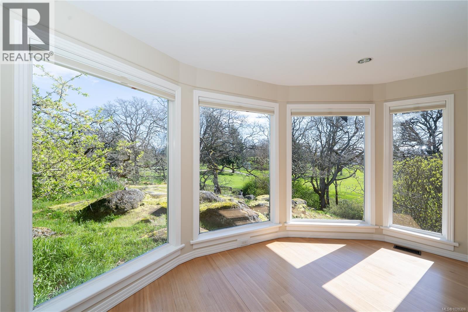 1298 Astoria St, Saanich