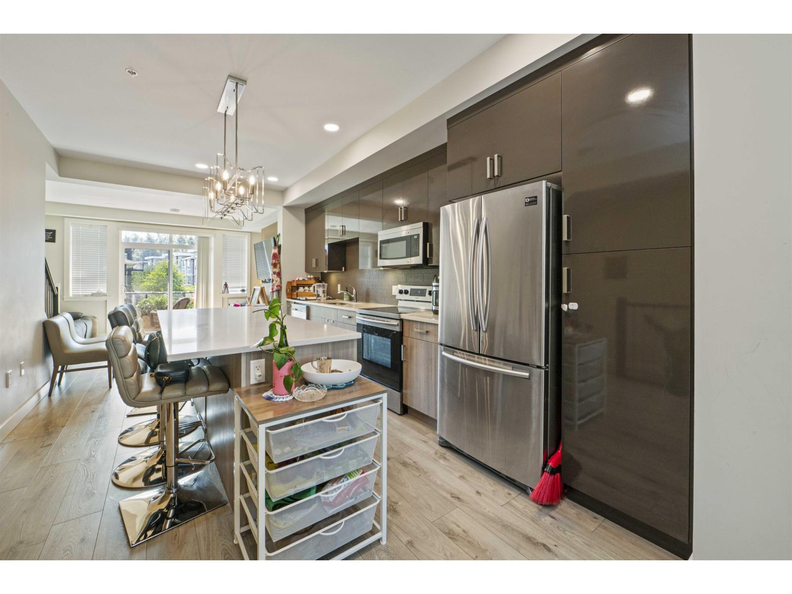 3 Bed, 4 Bath Apartment for Sale in Chilliwack – 106 8413 MIDTOWN WAY, Chilliwack Proper South – MLS# R3105041 - Image 11