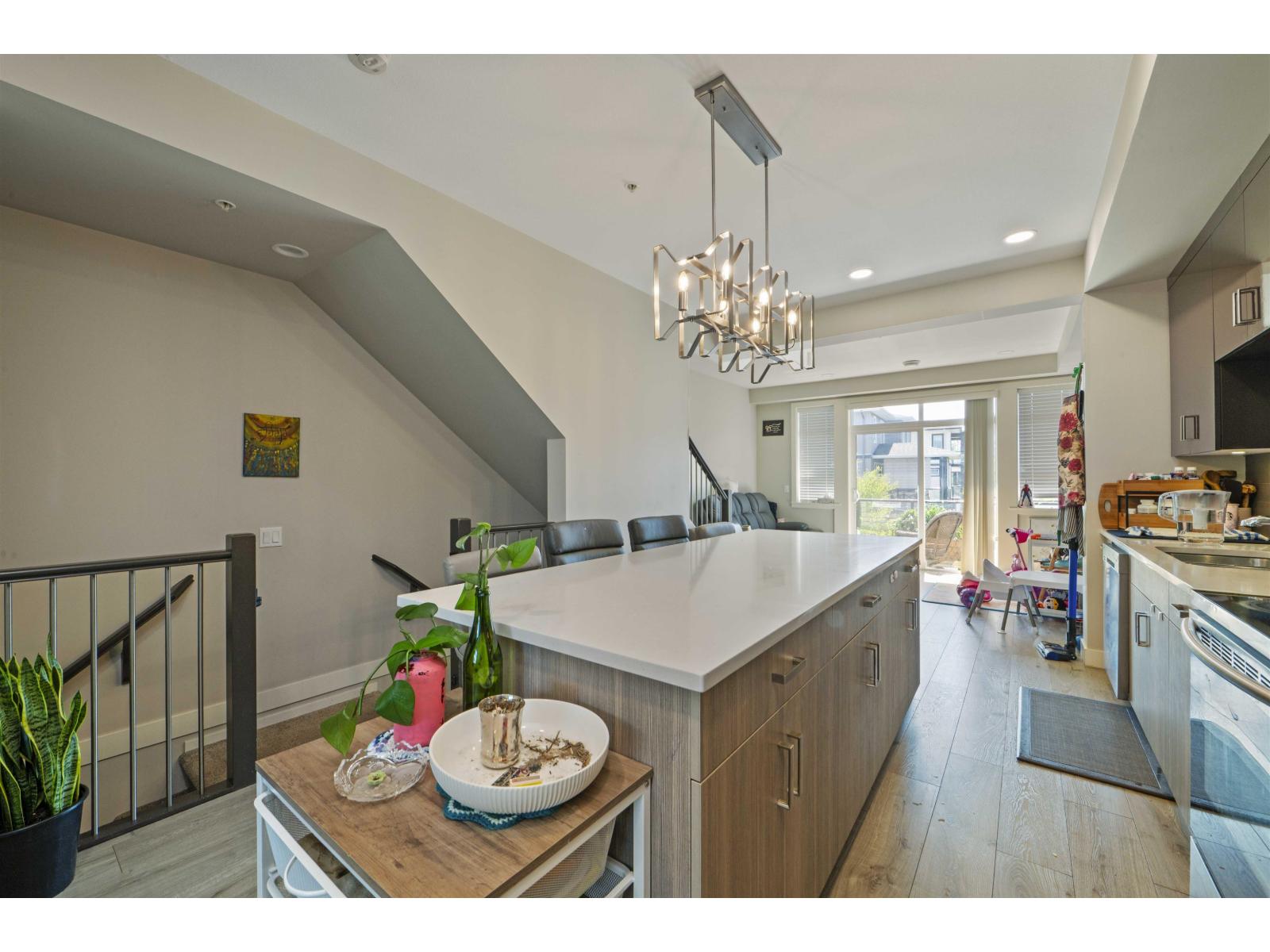 3 Bed, 4 Bath Apartment for Sale in Chilliwack – 106 8413 MIDTOWN WAY, Chilliwack Proper South – MLS# R3105041 - Image 13