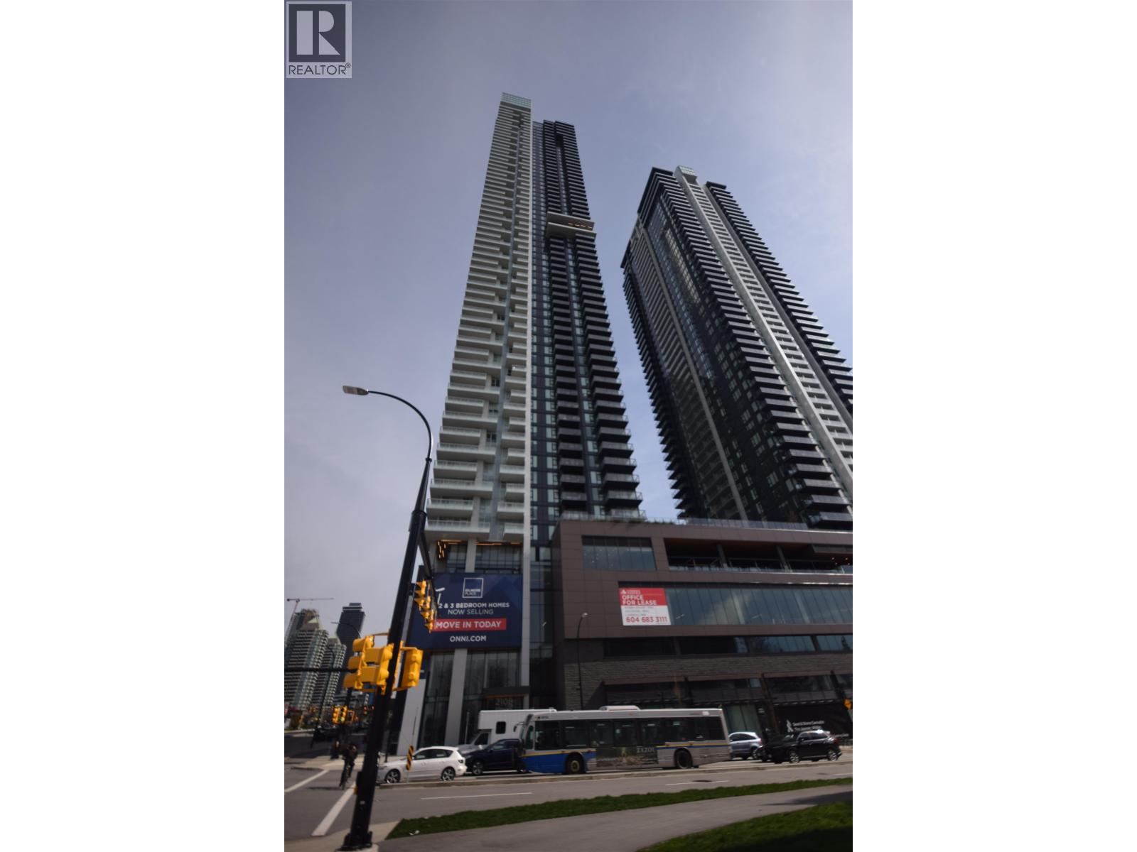 4504 2108 GILMORE Avenue - main photo